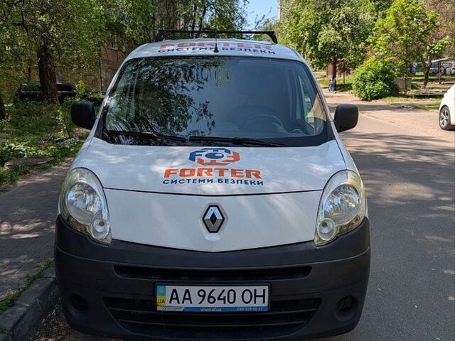 Білий Рено Кєнгу, об'ємом двигуна 1.5 л та пробігом 327 тис. км за 4900 $, фото 1 на Automoto.ua