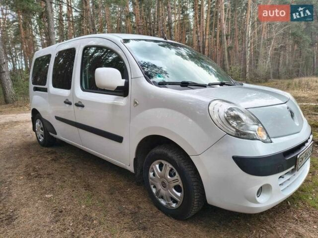 Белый Рено Кенгу, объемом двигателя 1.5 л и пробегом 220 тыс. км за 7800 $, фото 1 на Automoto.ua