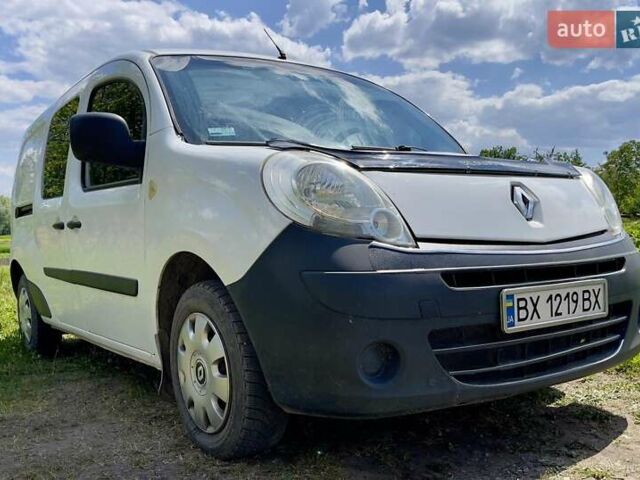 Белый Рено Кенгу, объемом двигателя 1.46 л и пробегом 218 тыс. км за 7400 $, фото 1 на Automoto.ua