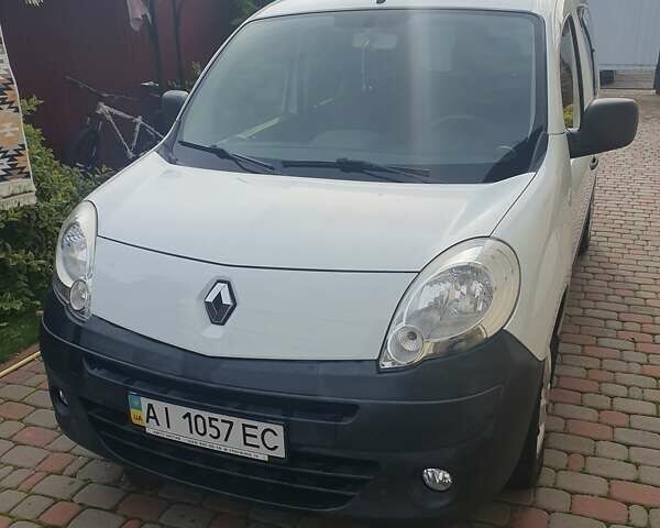 Белый Рено Кенгу, объемом двигателя 1.6 л и пробегом 188 тыс. км за 8500 $, фото 1 на Automoto.ua