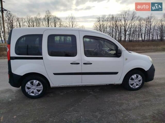 Белый Рено Кенгу, объемом двигателя 1.5 л и пробегом 375 тыс. км за 6500 $, фото 1 на Automoto.ua