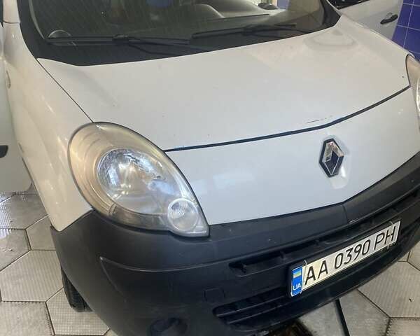Белый Рено Кенгу, объемом двигателя 1.5 л и пробегом 350 тыс. км за 5150 $, фото 1 на Automoto.ua