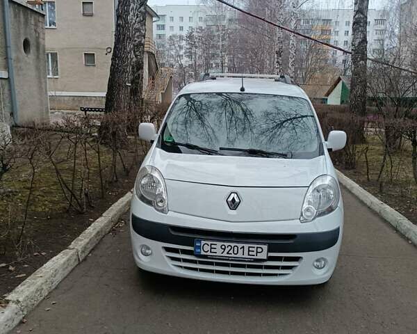 Белый Рено Кенгу, объемом двигателя 1.5 л и пробегом 240 тыс. км за 7200 $, фото 1 на Automoto.ua