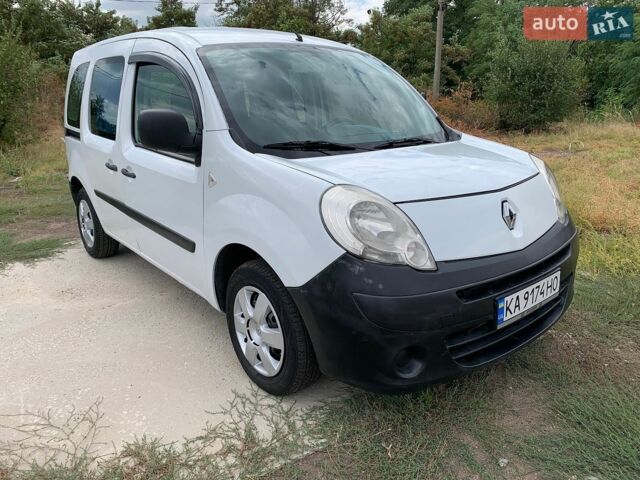 Белый Рено Кенгу, объемом двигателя 1.46 л и пробегом 255 тыс. км за 5900 $, фото 1 на Automoto.ua