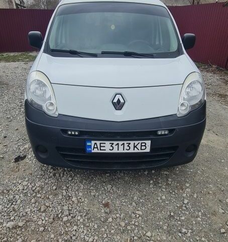 Белый Рено Кенгу, объемом двигателя 1.5 л и пробегом 230 тыс. км за 7200 $, фото 1 на Automoto.ua