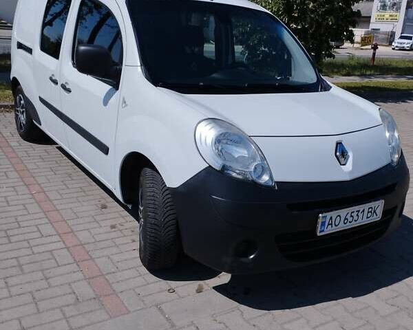 Белый Рено Кенгу, объемом двигателя 1.5 л и пробегом 255 тыс. км за 7100 $, фото 1 на Automoto.ua