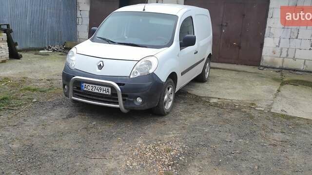 Белый Рено Кенгу, объемом двигателя 1.46 л и пробегом 372 тыс. км за 5300 $, фото 1 на Automoto.ua