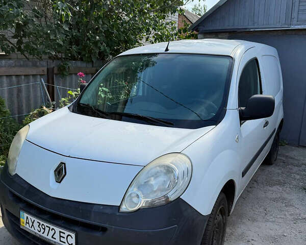 Білий Рено Кєнгу, об'ємом двигуна 1.5 л та пробігом 378 тис. км за 4900 $, фото 1 на Automoto.ua