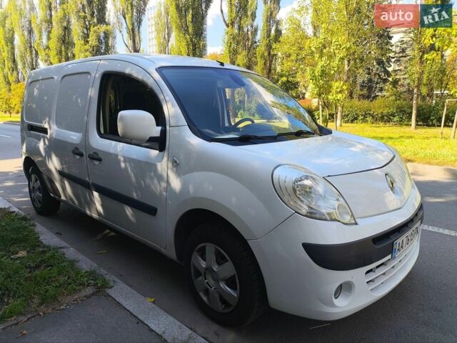 Білий Рено Кєнгу, об'ємом двигуна 1.5 л та пробігом 240 тис. км за 7900 $, фото 1 на Automoto.ua