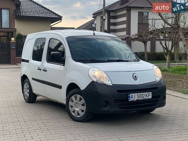 Белый Рено Кенгу, объемом двигателя 1.46 л и пробегом 398 тыс. км за 4500 $, фото 1 на Automoto.ua