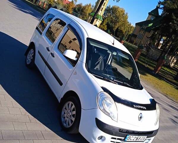 Белый Рено Кенгу, объемом двигателя 1.46 л и пробегом 279 тыс. км за 7500 $, фото 1 на Automoto.ua