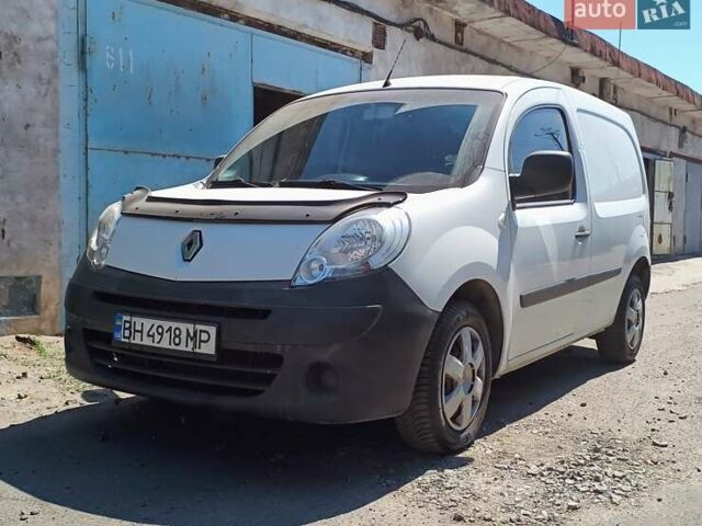 Белый Рено Кенгу, объемом двигателя 1.46 л и пробегом 267 тыс. км за 7500 $, фото 1 на Automoto.ua
