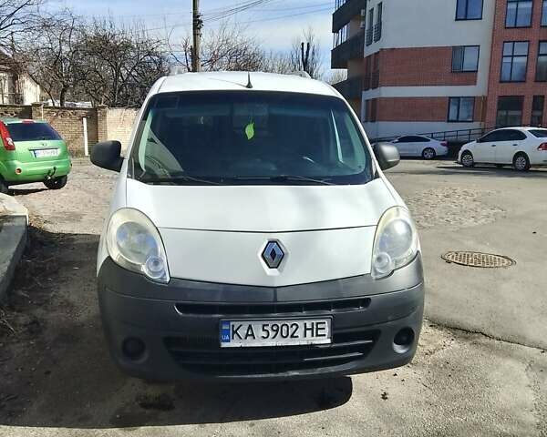 Белый Рено Кенгу, объемом двигателя 1.5 л и пробегом 245 тыс. км за 6200 $, фото 1 на Automoto.ua