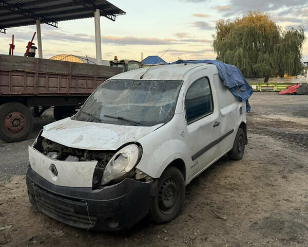 Білий Рено Кєнгу, об'ємом двигуна 1.46 л та пробігом 323 тис. км за 2800 $, фото 1 на Automoto.ua