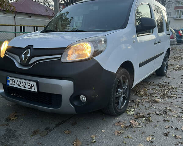 Білий Рено Кєнгу, об'ємом двигуна 1.46 л та пробігом 207 тис. км за 7350 $, фото 1 на Automoto.ua