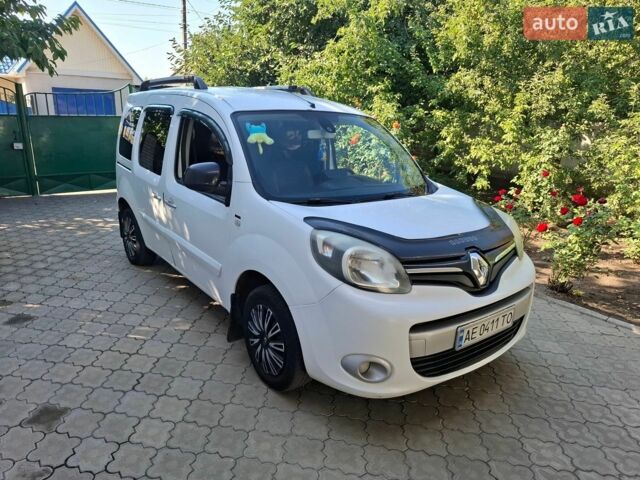 Белый Рено Кенгу, объемом двигателя 1.5 л и пробегом 419 тыс. км за 8500 $, фото 1 на Automoto.ua