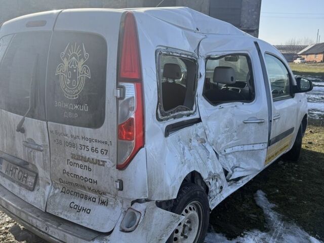 Белый Рено Кенгу, объемом двигателя 1.5 л и пробегом 350 тыс. км за 6500 $, фото 1 на Automoto.ua