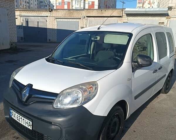 Білий Рено Кєнгу, об'ємом двигуна 1.5 л та пробігом 198 тис. км за 7500 $, фото 1 на Automoto.ua