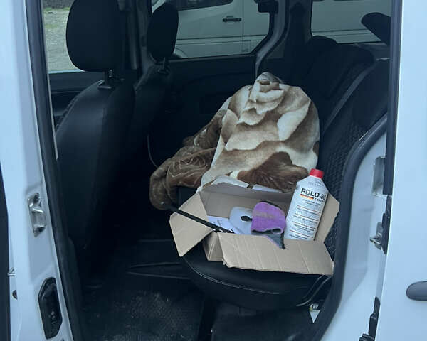 Білий Рено Кєнгу, об'ємом двигуна 1.46 л та пробігом 208 тис. км за 7250 $, фото 1 на Automoto.ua