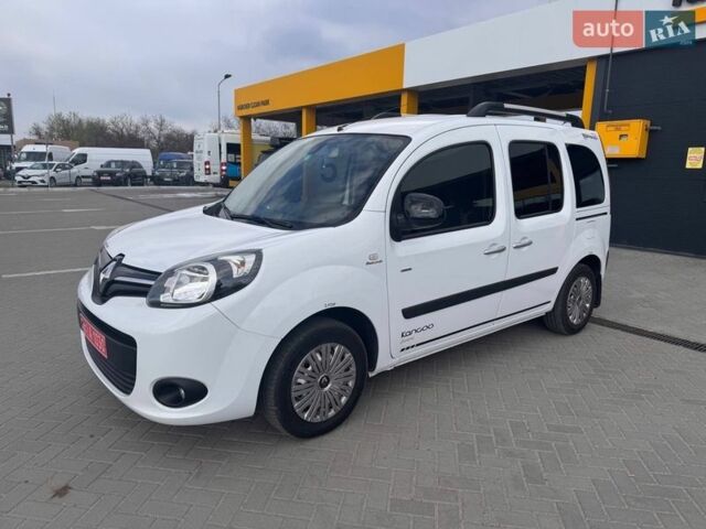Белый Рено Кенгу, объемом двигателя 1.5 л и пробегом 234 тыс. км за 11700 $, фото 1 на Automoto.ua