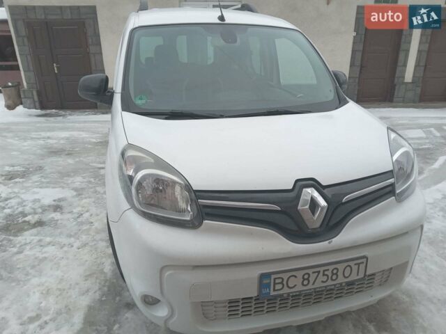 Белый Рено Кенгу, объемом двигателя 1.5 л и пробегом 174 тыс. км за 10000 $, фото 1 на Automoto.ua
