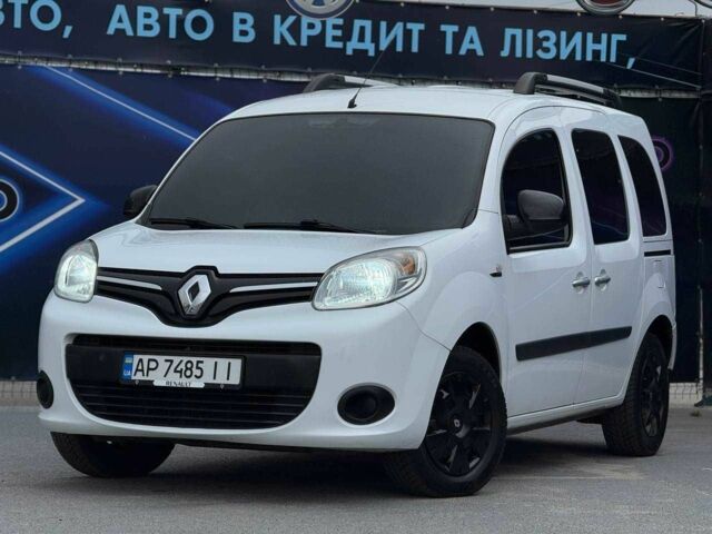 Білий Рено Кєнгу, об'ємом двигуна 1.5 л та пробігом 58 тис. км за 11999 $, фото 1 на Automoto.ua