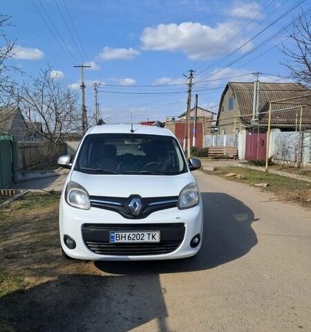 Белый Рено Кенгу, объемом двигателя 1.5 л и пробегом 281 тыс. км за 9000 $, фото 1 на Automoto.ua
