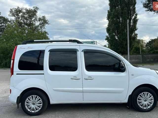 Белый Рено Кенгу, объемом двигателя 1.5 л и пробегом 140 тыс. км за 8350 $, фото 1 на Automoto.ua
