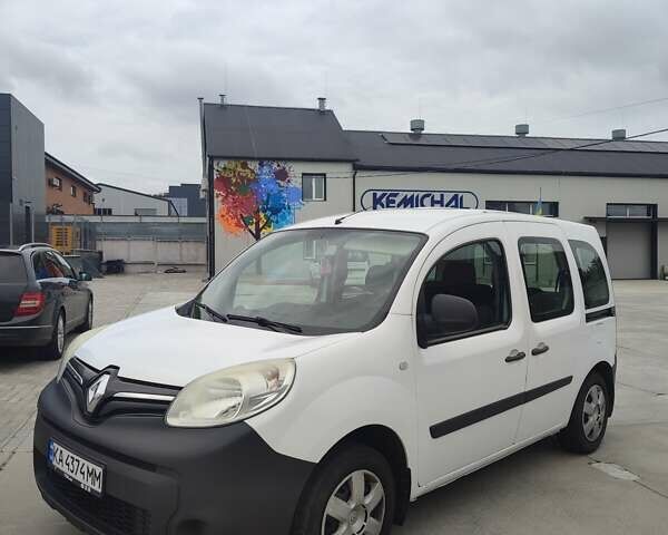 Белый Рено Кенгу, объемом двигателя 1.46 л и пробегом 316 тыс. км за 8800 $, фото 1 на Automoto.ua
