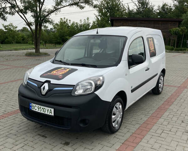 Белый Рено Кенгу, объемом двигателя 0 л и пробегом 109 тыс. км за 7500 $, фото 1 на Automoto.ua
