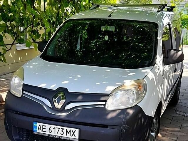 Білий Рено Кєнгу, об'ємом двигуна 1.5 л та пробігом 266 тис. км за 9500 $, фото 1 на Automoto.ua