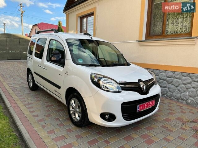 Белый Рено Кенгу, объемом двигателя 1.5 л и пробегом 204 тыс. км за 12500 $, фото 1 на Automoto.ua