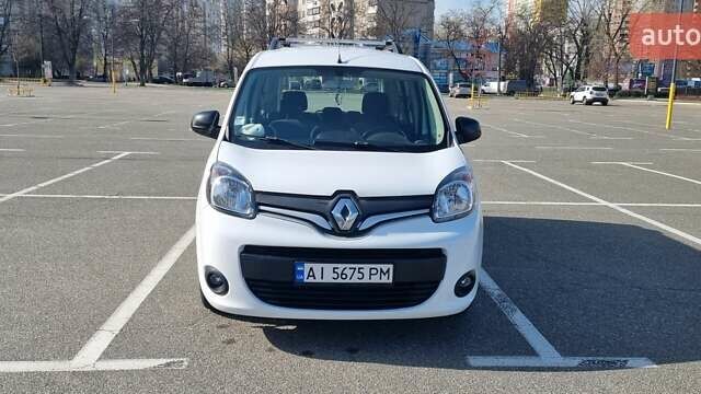 Білий Рено Кєнгу, об'ємом двигуна 1.46 л та пробігом 176 тис. км за 10800 $, фото 1 на Automoto.ua