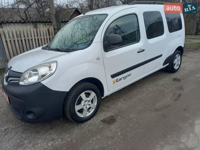 Белый Рено Кенгу, объемом двигателя 1.5 л и пробегом 71 тыс. км за 10850 $, фото 1 на Automoto.ua