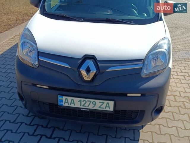 Белый Рено Кенгу, объемом двигателя 0 л и пробегом 62 тыс. км за 10500 $, фото 1 на Automoto.ua