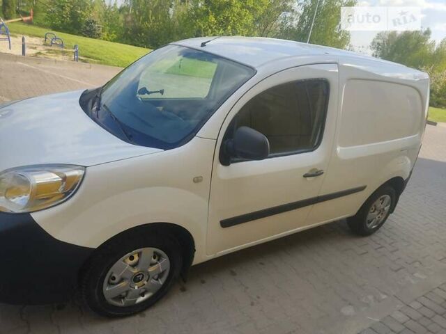 Белый Рено Кенгу, объемом двигателя 0 л и пробегом 231 тыс. км за 8300 $, фото 1 на Automoto.ua