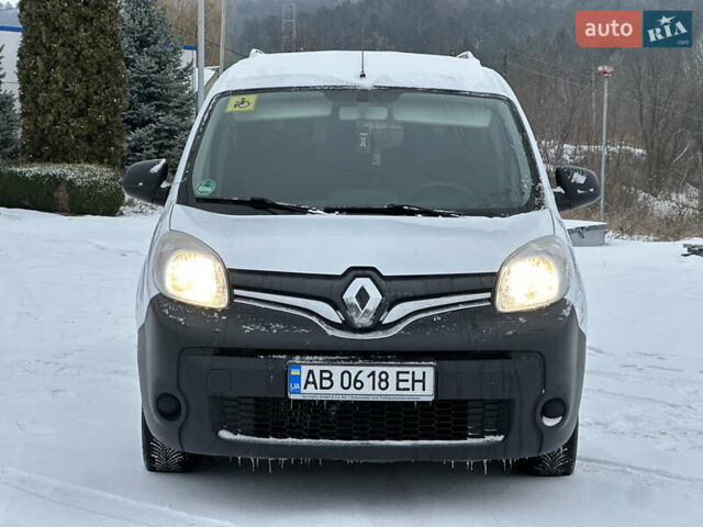 Белый Рено Кенгу, объемом двигателя 1.46 л и пробегом 173 тыс. км за 11500 $, фото 1 на Automoto.ua