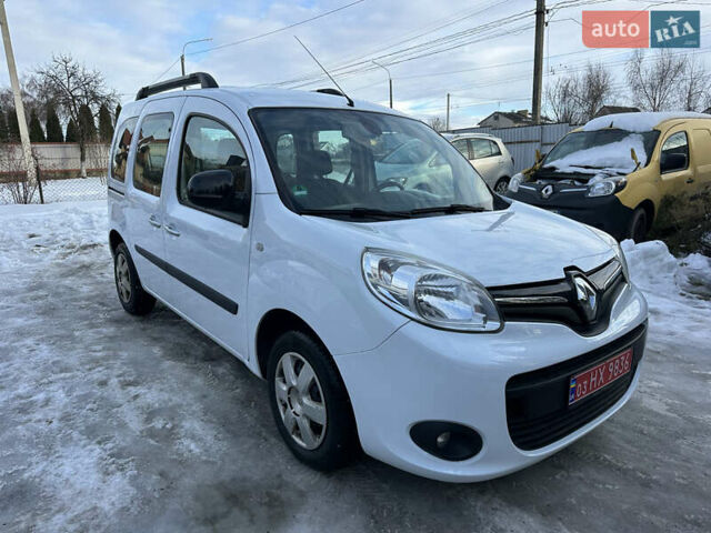 Белый Рено Кенгу, объемом двигателя 1.5 л и пробегом 196 тыс. км за 10500 $, фото 1 на Automoto.ua