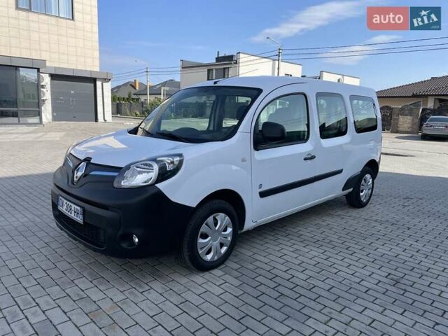 Белый Рено Кенгу, объемом двигателя 0 л и пробегом 75 тыс. км за 8800 $, фото 1 на Automoto.ua