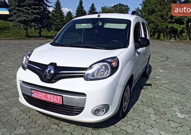 Білий Рено Кєнгу, об'ємом двигуна 1.5 л та пробігом 230 тис. км за 11000 $, фото 1 на Automoto.ua
