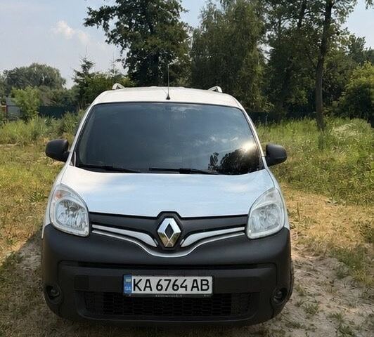 Білий Рено Кєнгу, об'ємом двигуна 1.5 л та пробігом 338 тис. км за 10306 $, фото 1 на Automoto.ua