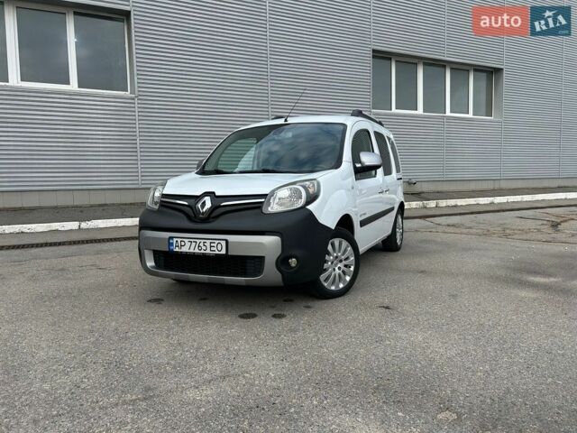 Білий Рено Кєнгу, об'ємом двигуна 1.46 л та пробігом 257 тис. км за 12300 $, фото 1 на Automoto.ua