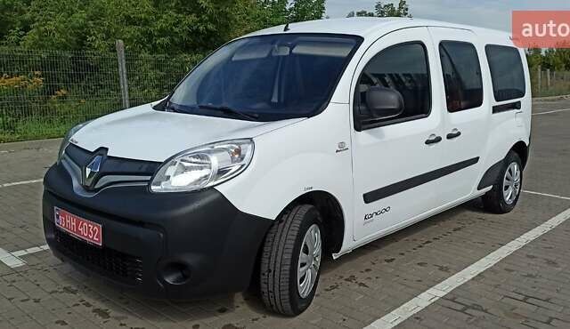 Белый Рено Кенгу, объемом двигателя 1.5 л и пробегом 130 тыс. км за 12500 $, фото 1 на Automoto.ua