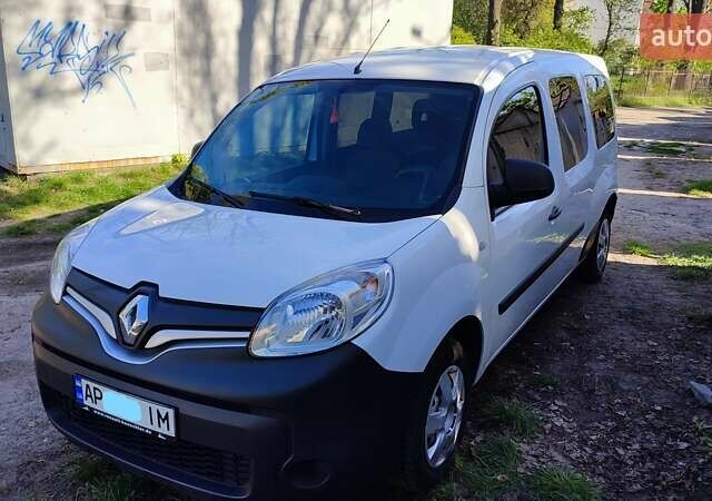 Білий Рено Кєнгу, об'ємом двигуна 1.5 л та пробігом 186 тис. км за 11500 $, фото 1 на Automoto.ua