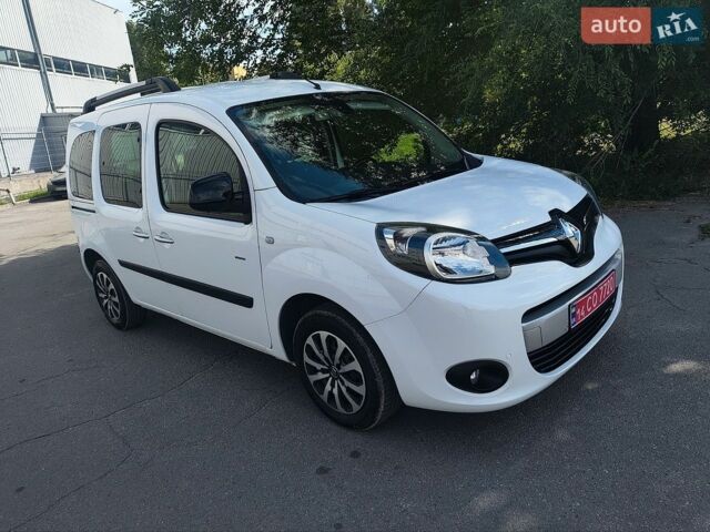 Белый Рено Кенгу, объемом двигателя 1.5 л и пробегом 172 тыс. км за 12700 $, фото 1 на Automoto.ua
