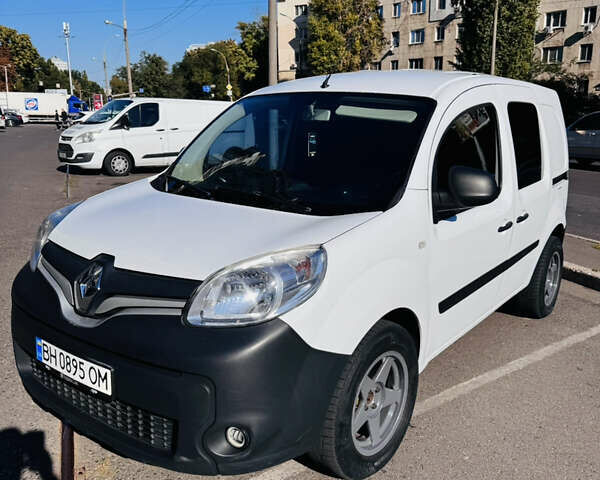 Білий Рено Кєнгу, об'ємом двигуна 1.46 л та пробігом 217 тис. км за 9700 $, фото 1 на Automoto.ua