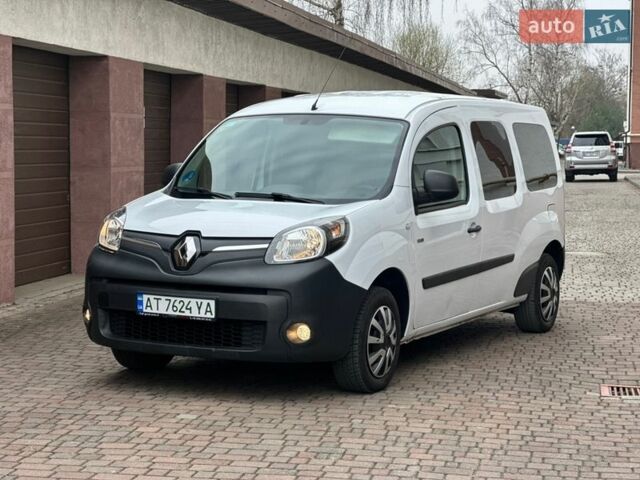 Білий Рено Кєнгу, об'ємом двигуна 0 л та пробігом 146 тис. км за 9300 $, фото 1 на Automoto.ua