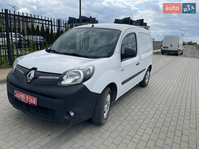 Білий Рено Кєнгу, об'ємом двигуна 0 л та пробігом 130 тис. км за 9200 $, фото 1 на Automoto.ua