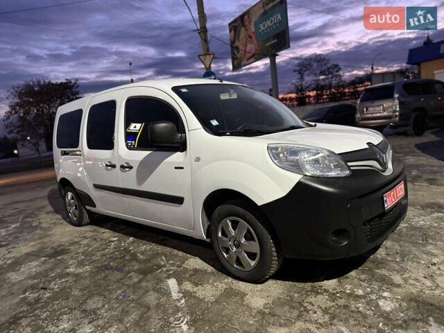 Білий Рено Кєнгу, об'ємом двигуна 1.5 л та пробігом 140 тис. км за 13700 $, фото 1 на Automoto.ua