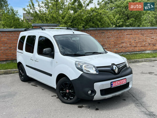 Білий Рено Кєнгу, об'ємом двигуна 1.5 л та пробігом 172 тис. км за 12999 $, фото 1 на Automoto.ua
